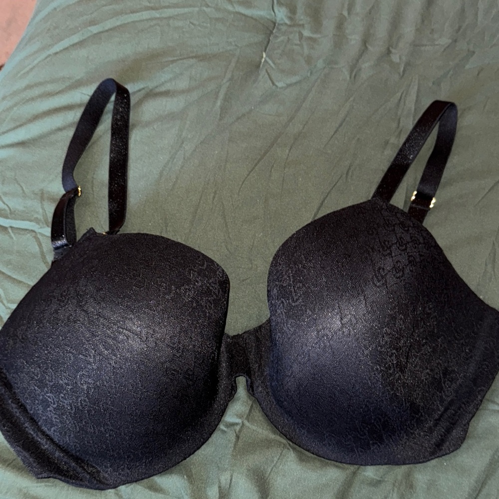 Victoria's Secret very sexy Demi  Bra
